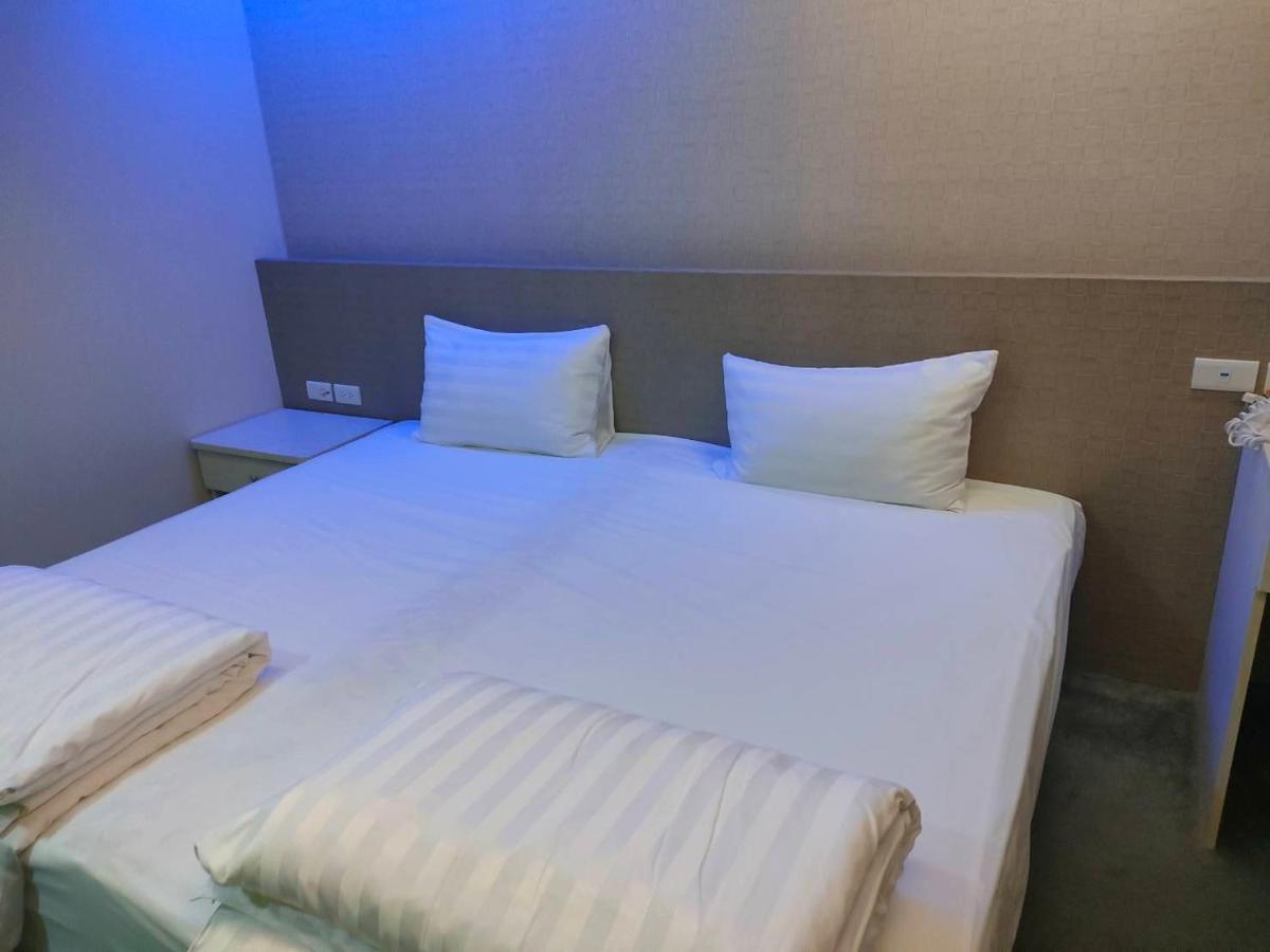 Shun-Yi Business Hotel Ťia-i Exteriér fotografie