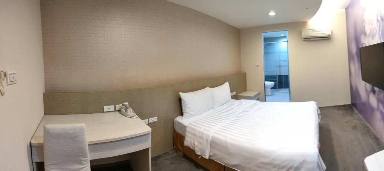 Shun-Yi Business Hotel Ťia-i Exteriér fotografie