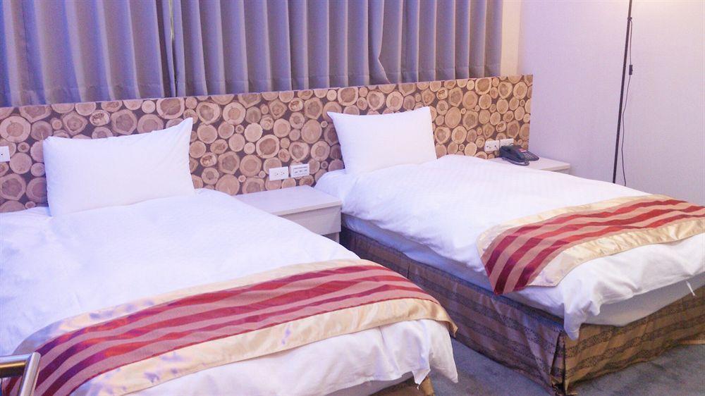 Shun-Yi Business Hotel Ťia-i Exteriér fotografie