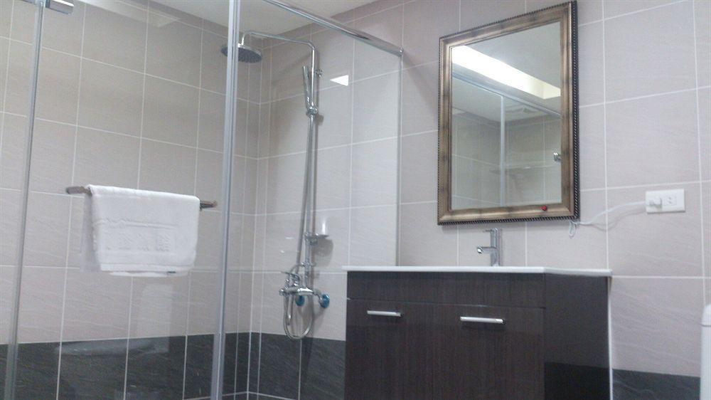 Shun-Yi Business Hotel Ťia-i Exteriér fotografie