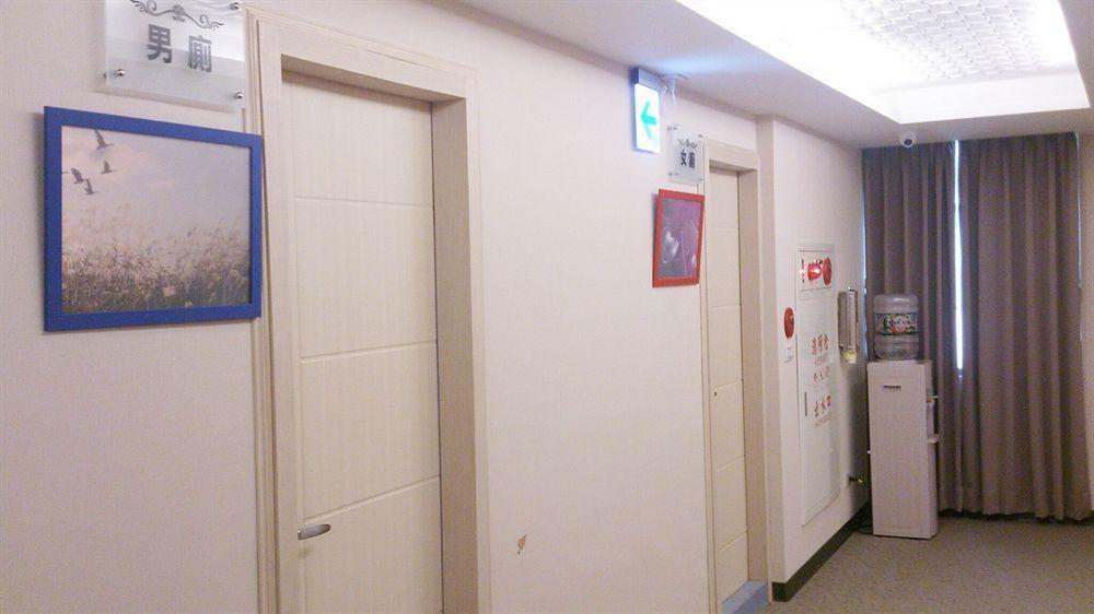 Shun-Yi Business Hotel Ťia-i Exteriér fotografie